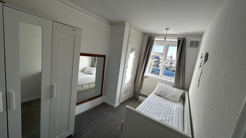 Room Oak Lane in Greater London