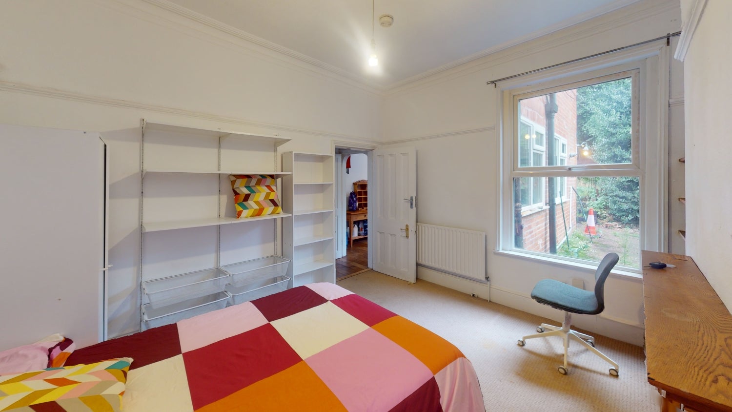 Room Premier Road in Nottingham