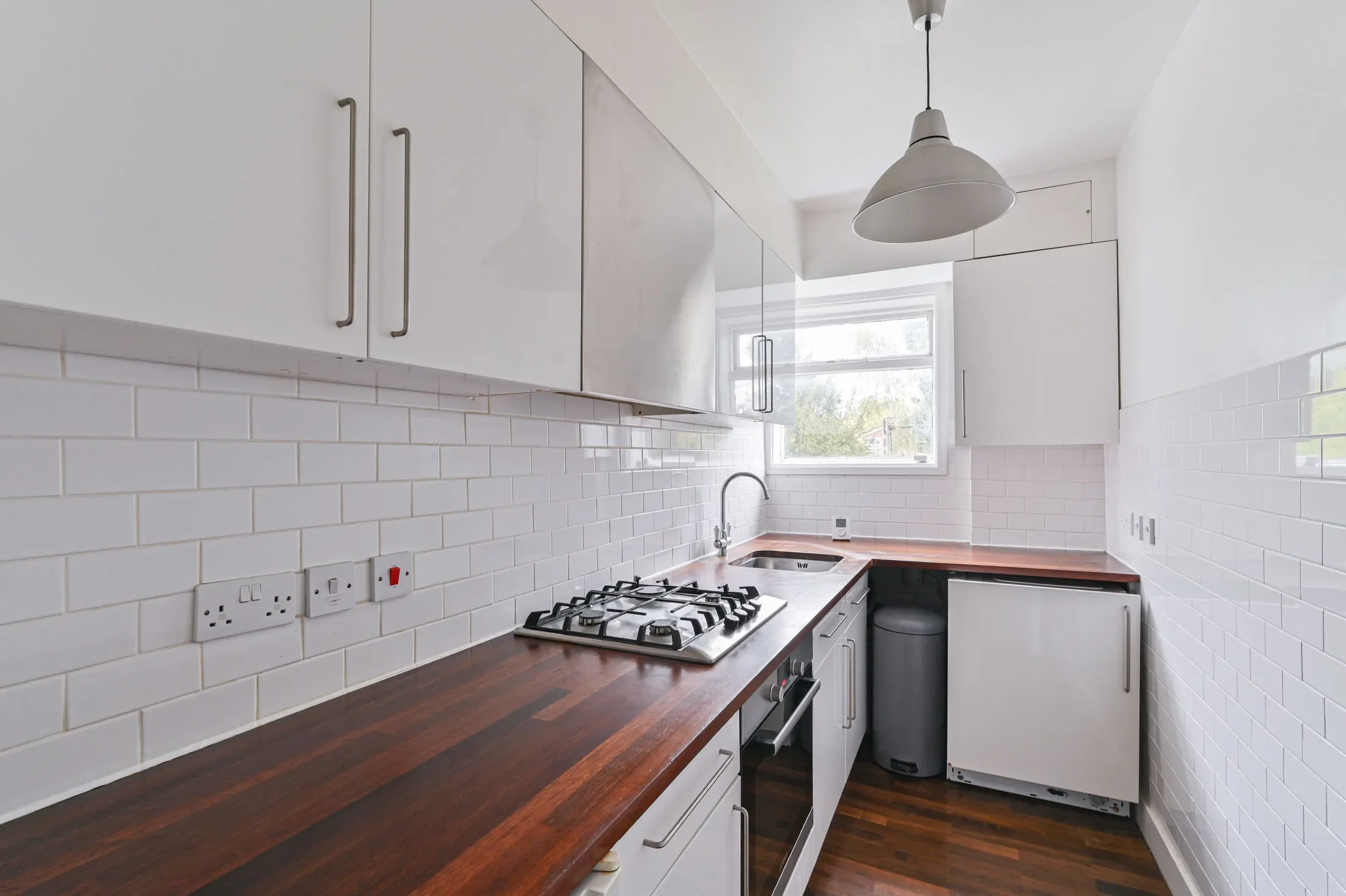 Flat Palace Road in Greater London