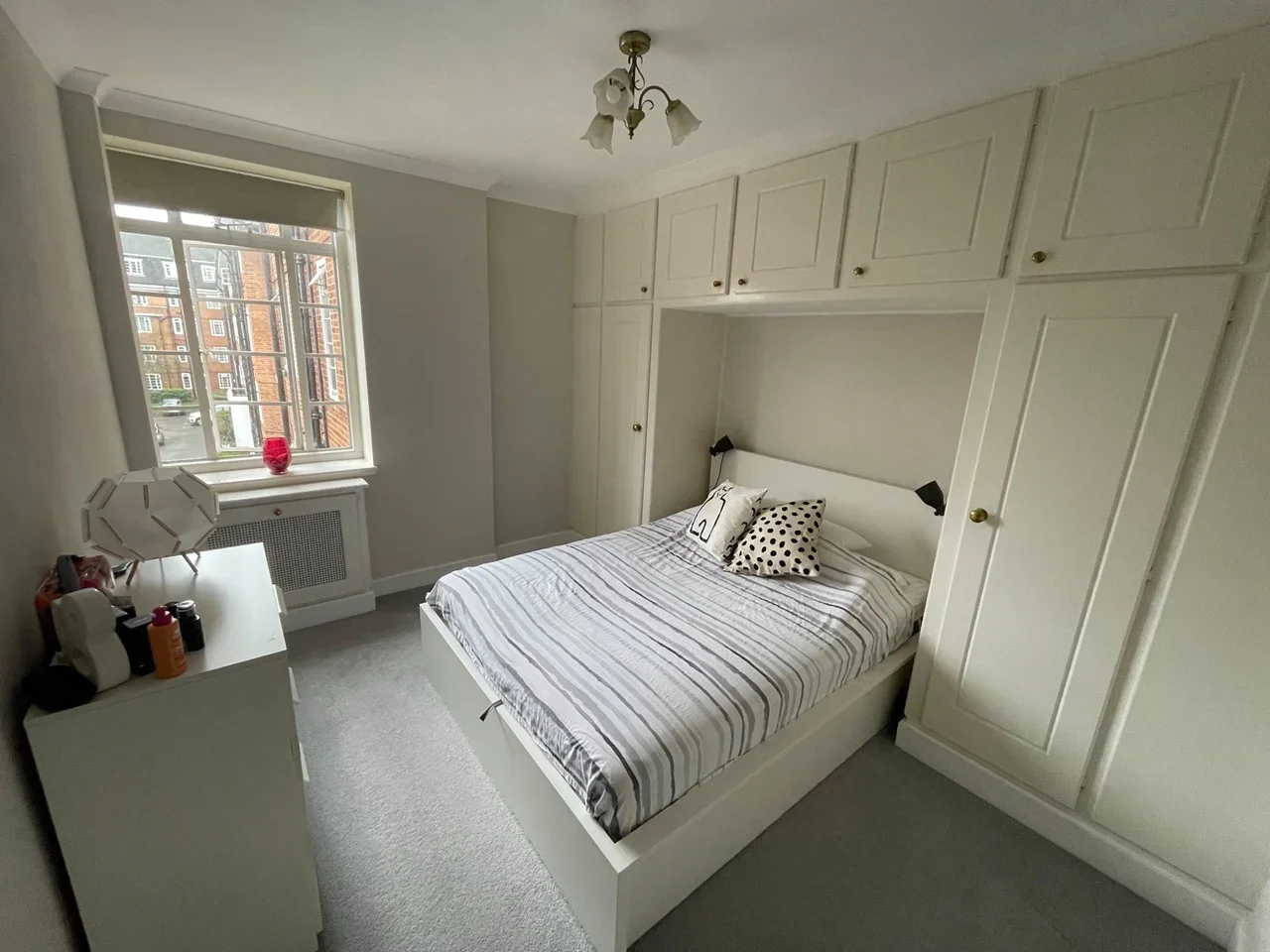 Flat Heathfield Terrace in Greater London