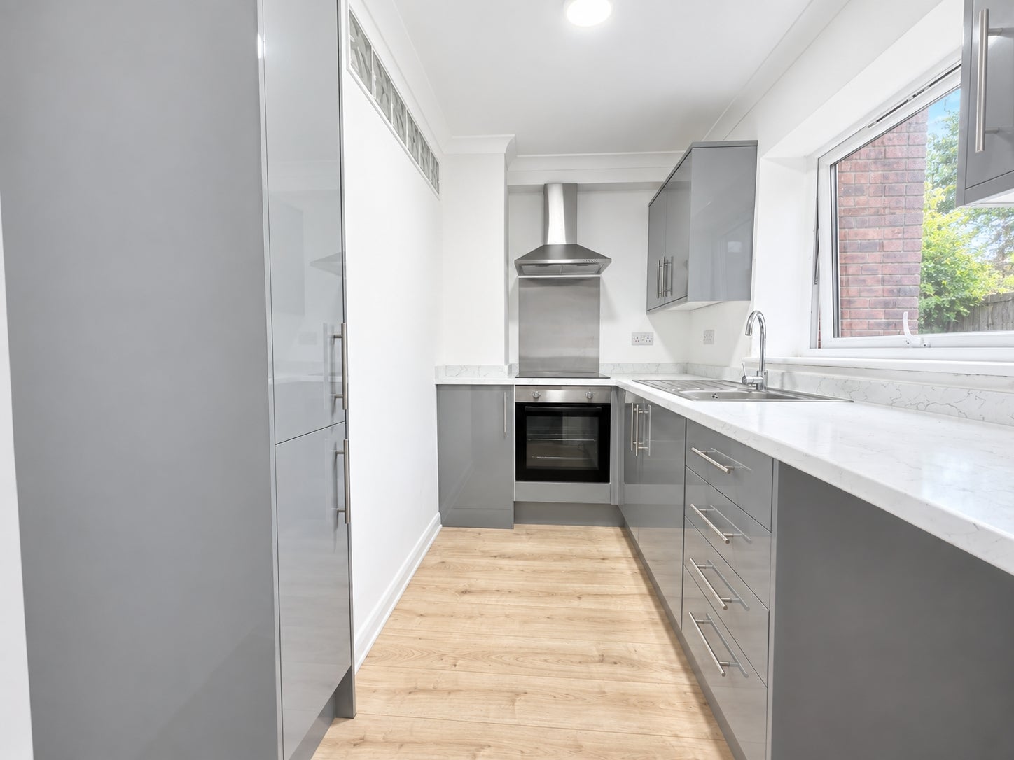 Flat Sandgate Esplanade in Folkestone and Hythe District