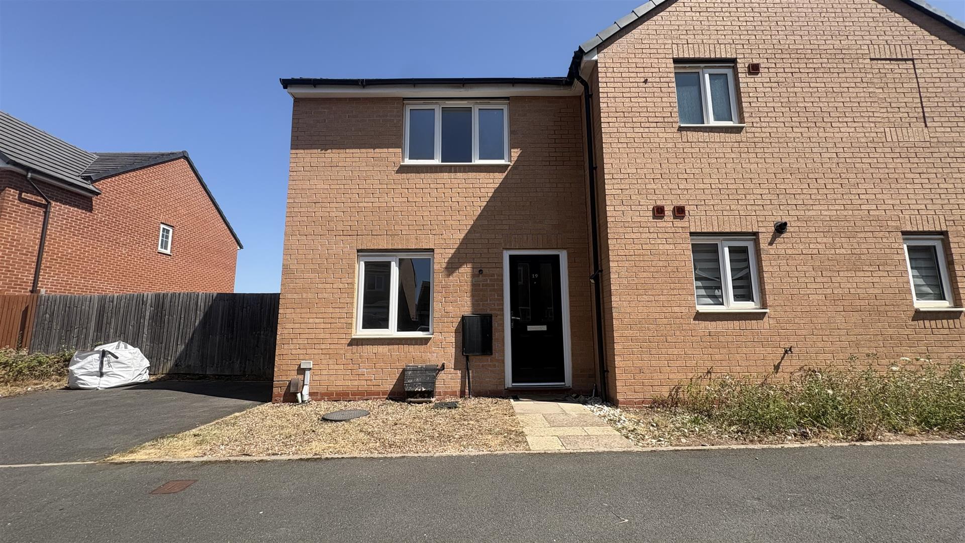 House Paragon Way in Coventry