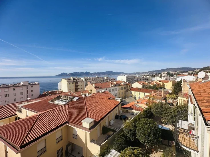 Flat Rue Louis Perrissol in Cannes