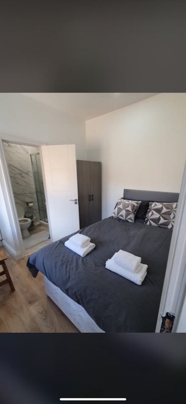 Room Broad Lane in Greater London
