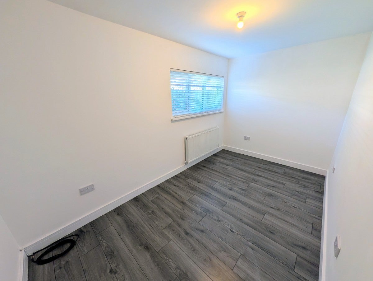 Flat Scard Street in Newport