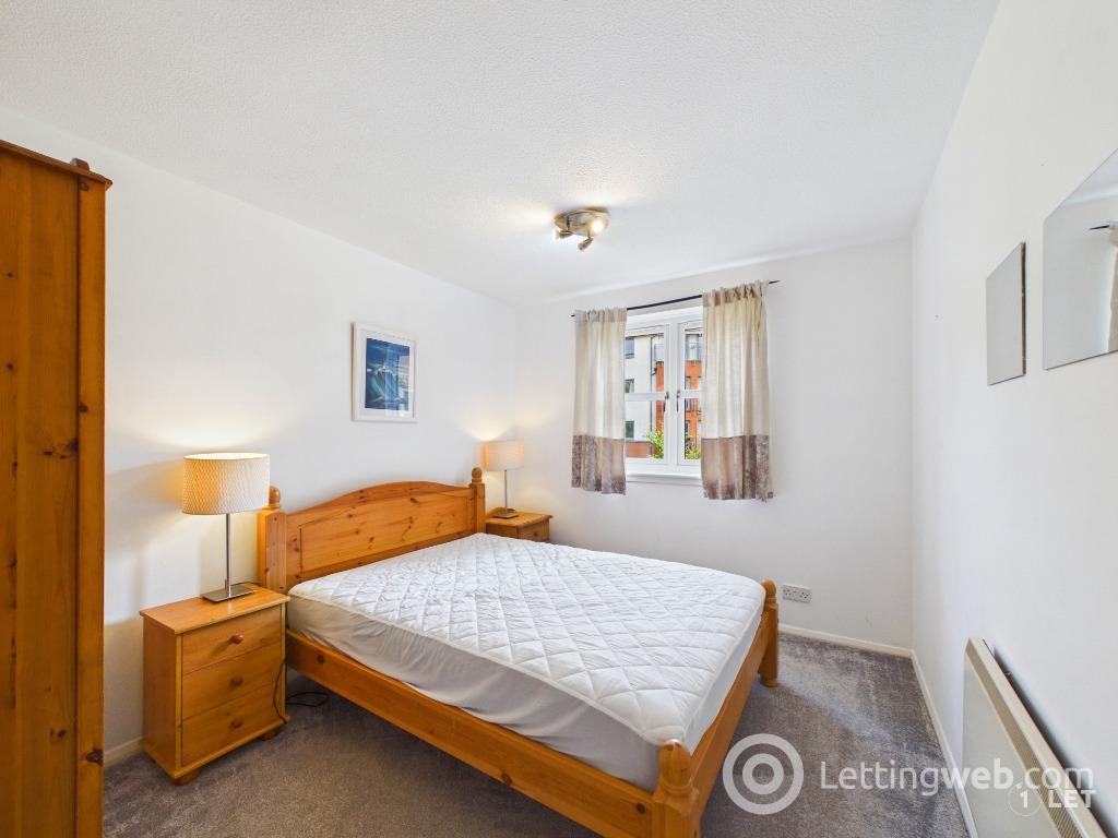 Flat Tytler Gardens in City of Edinburgh