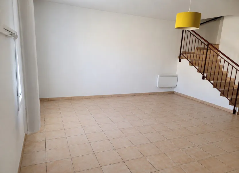 Appartement Avenue Charles Bacqué à L'Isle-Jourdain