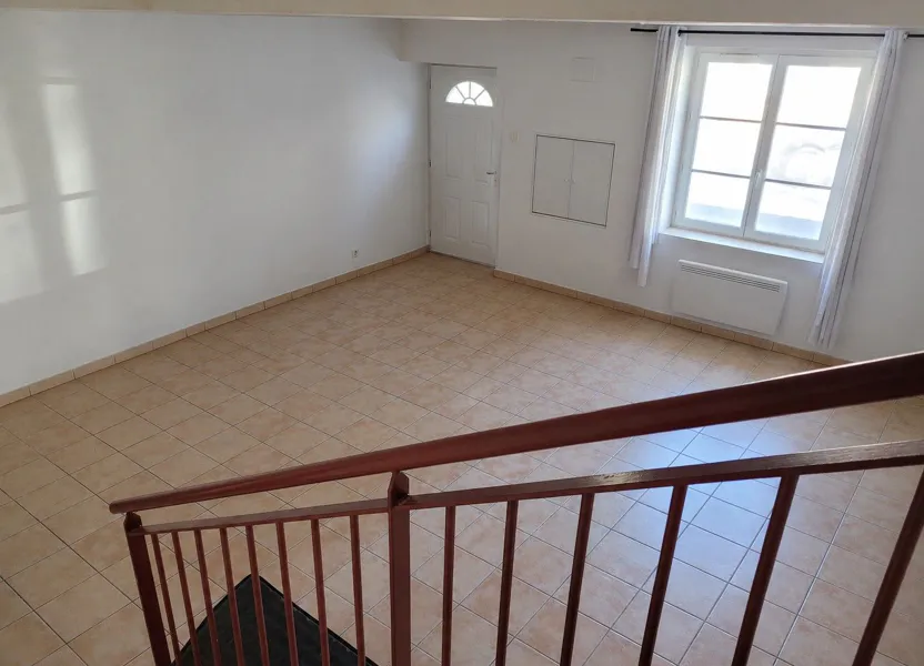 Appartement Avenue Charles Bacqué à L'Isle-Jourdain