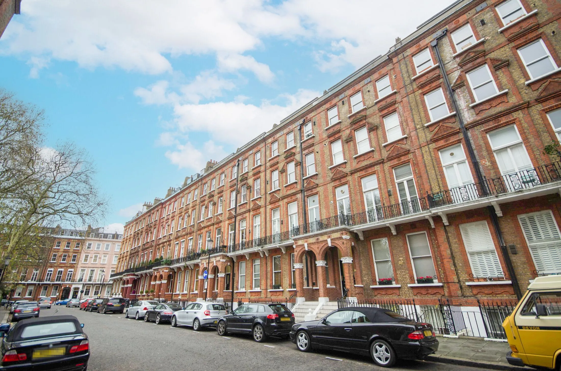 Flat Nevern Square in Greater London