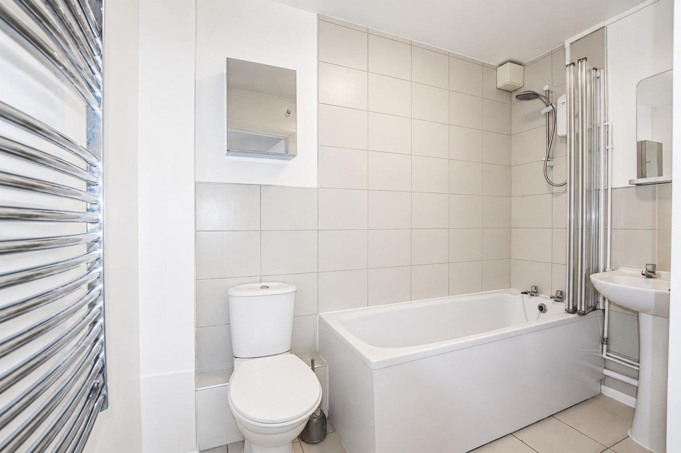 Flat Upton Close in Greater London