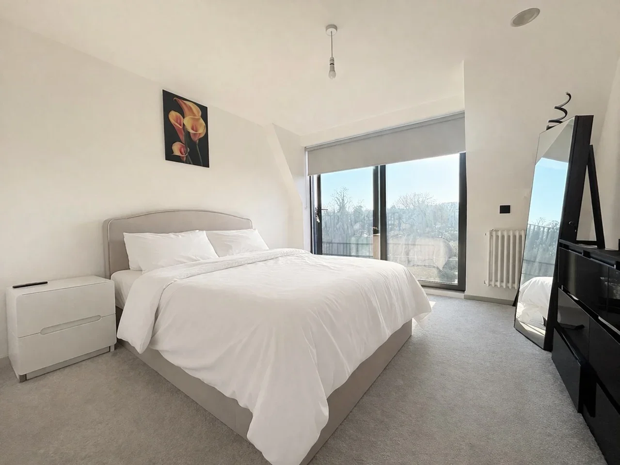 Flat Theobald Street in Hertsmere