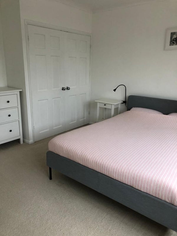 Flat Winbury Court in Maidenhead