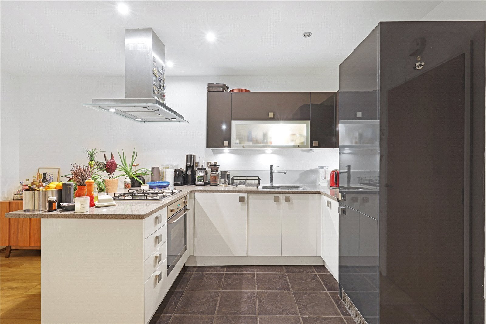 Flat Provost Street in Greater London