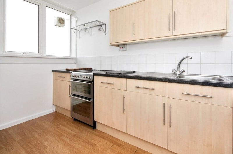Room Fleet Road in Greater London