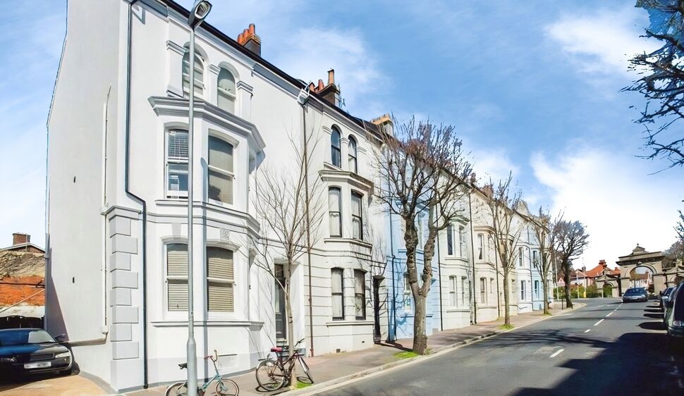 Flat Egremont Place in Brighton
