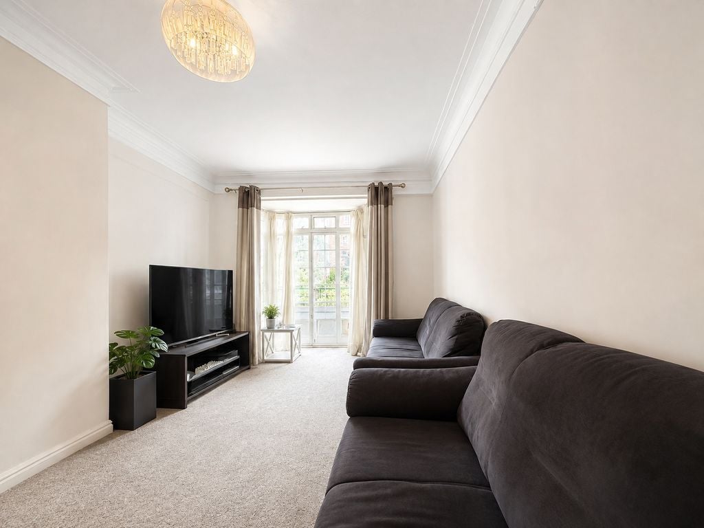 Flat Melcombe Street in City of Westminster