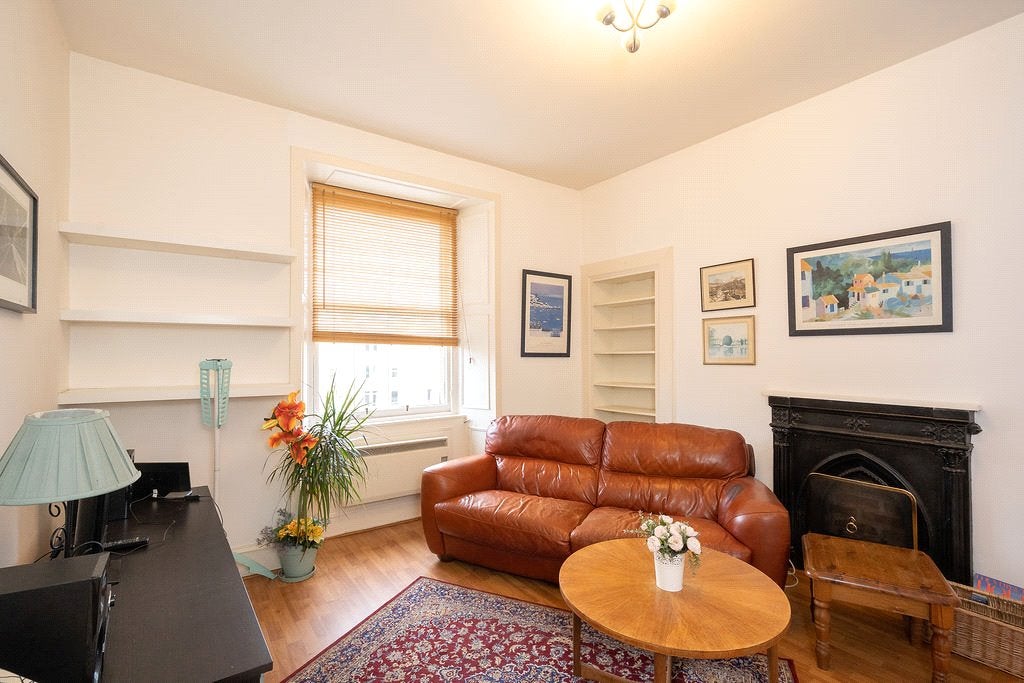 Flat Springwell Place in City of Edinburgh