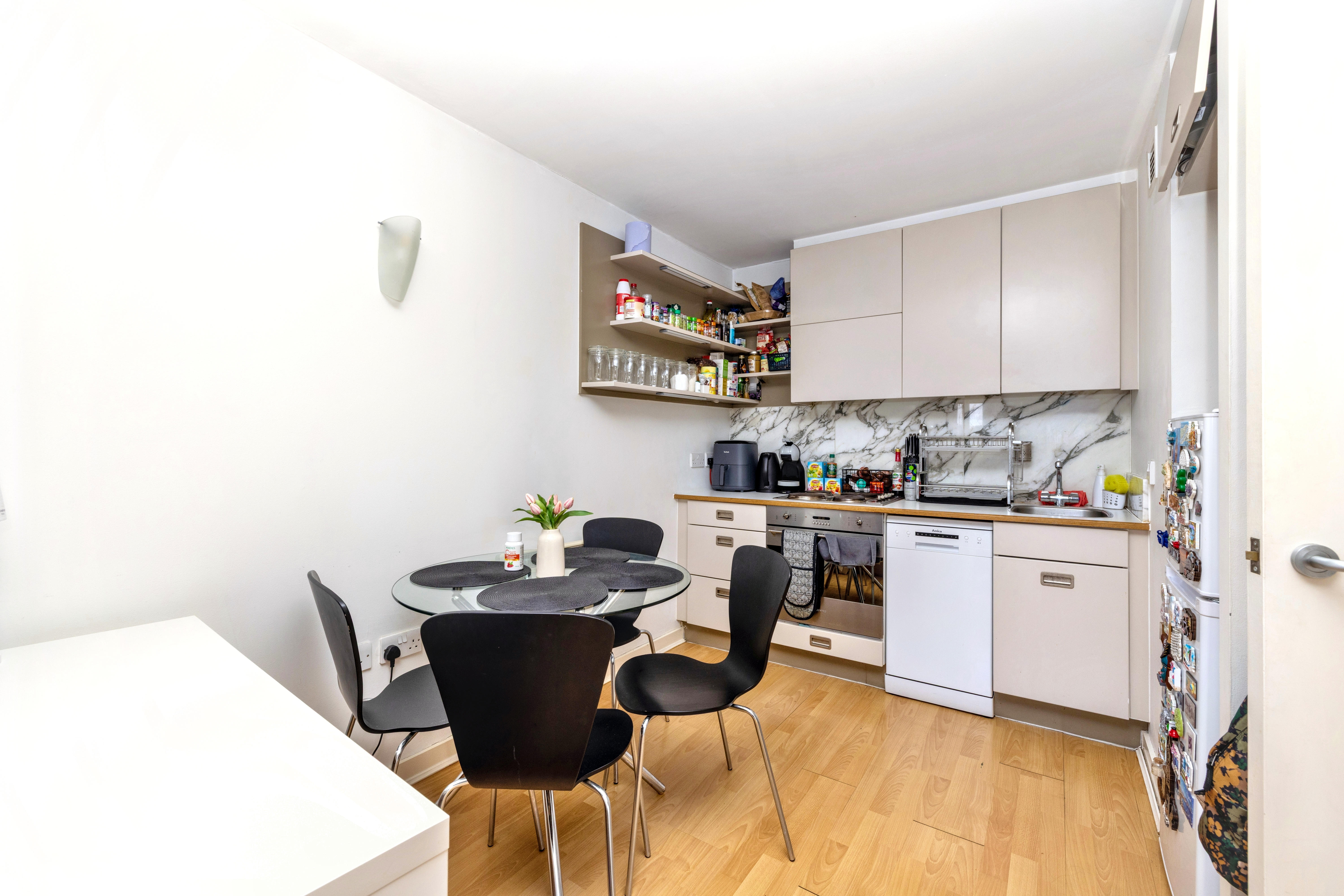 Flat Deals Gateway in Greater London
