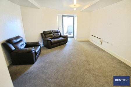 Flat Grattan Road in Bradford