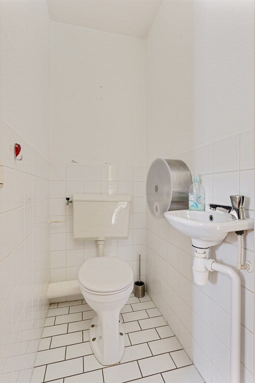 Tussenwoning te huur: Mezquitalaan 65, Amsterdam