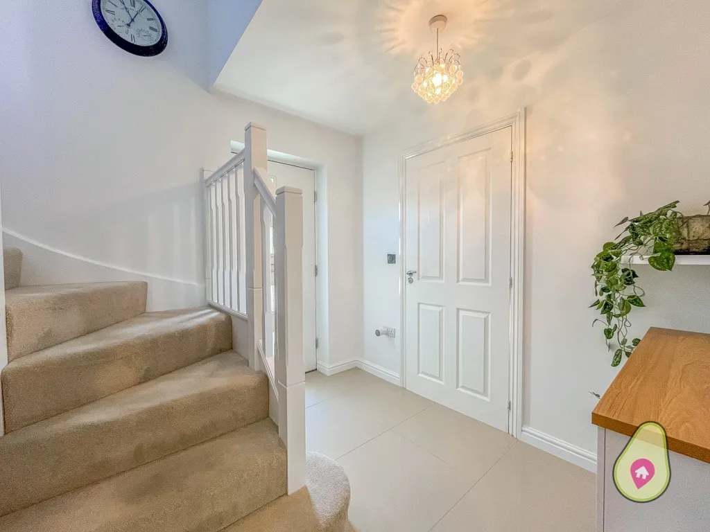 House Jaguar Lane in Bracknell