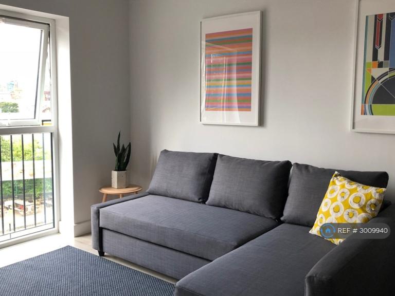 Flat Medway Close in Sheffield