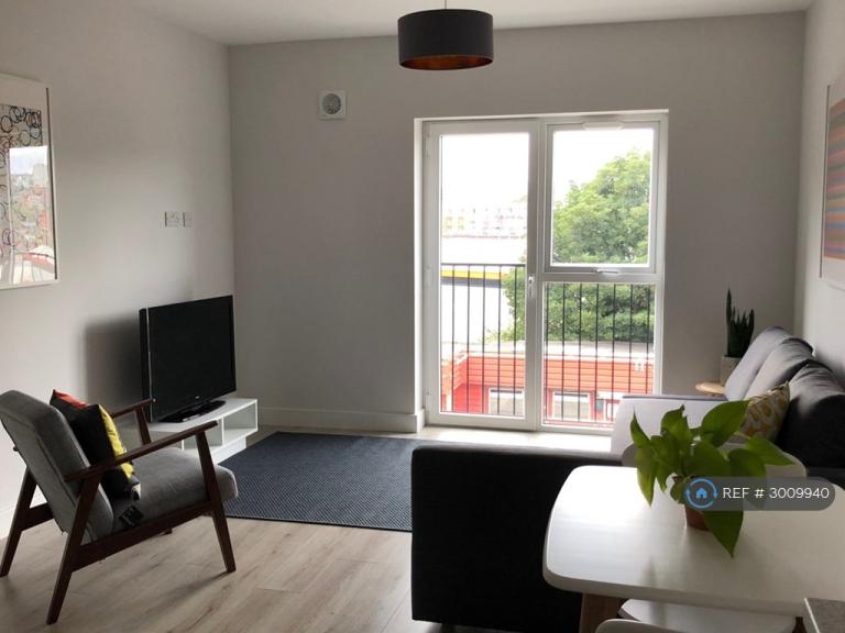Flat Medway Close in Sheffield