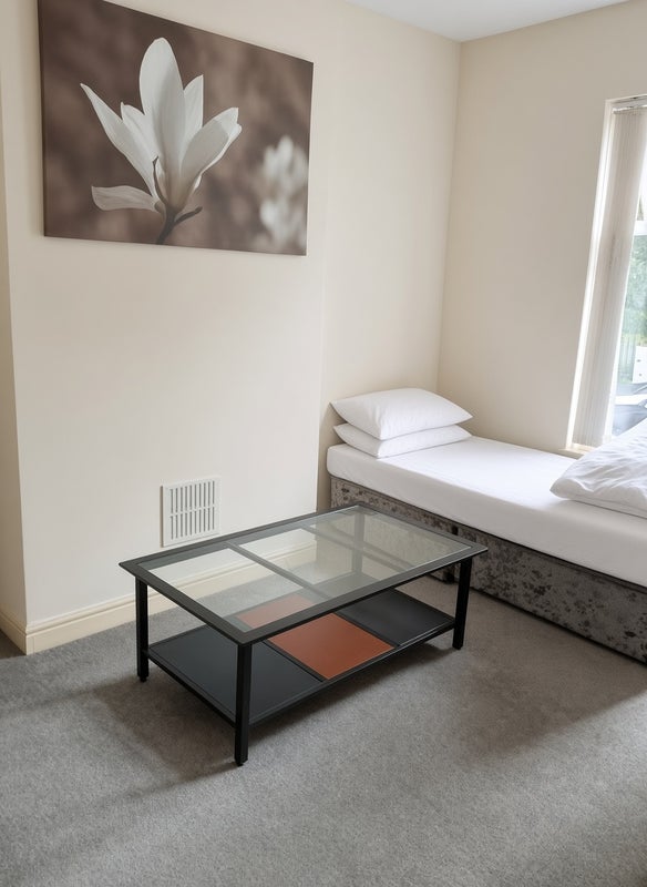 Room Fenella Street in Manchester