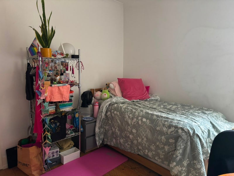 Room Margravine Gardens in Greater London