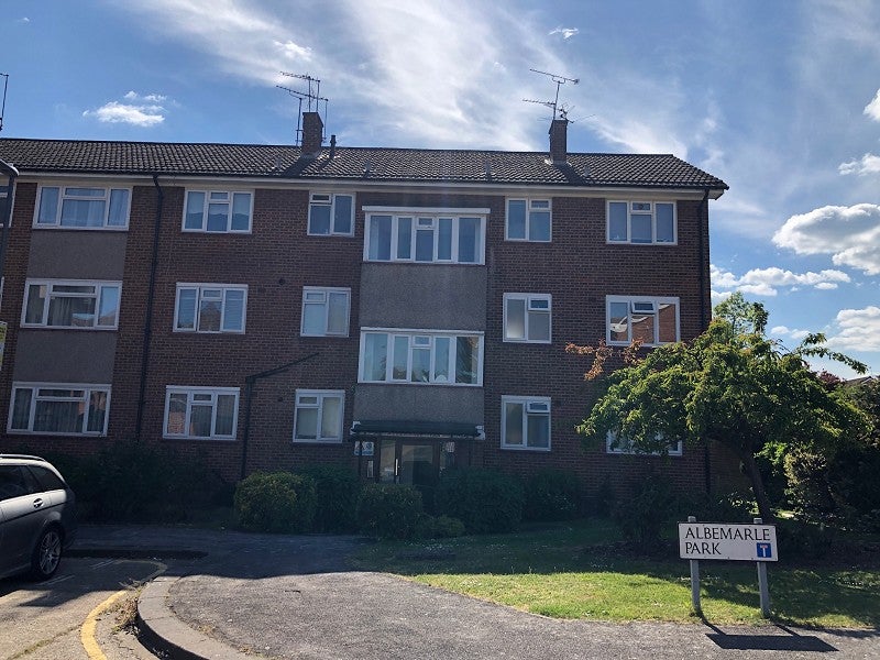 Flat Marsh Lane in London