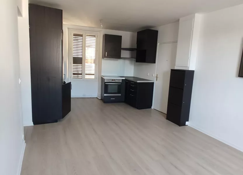 Appartement Place du Général de Gaulle à Dourdan