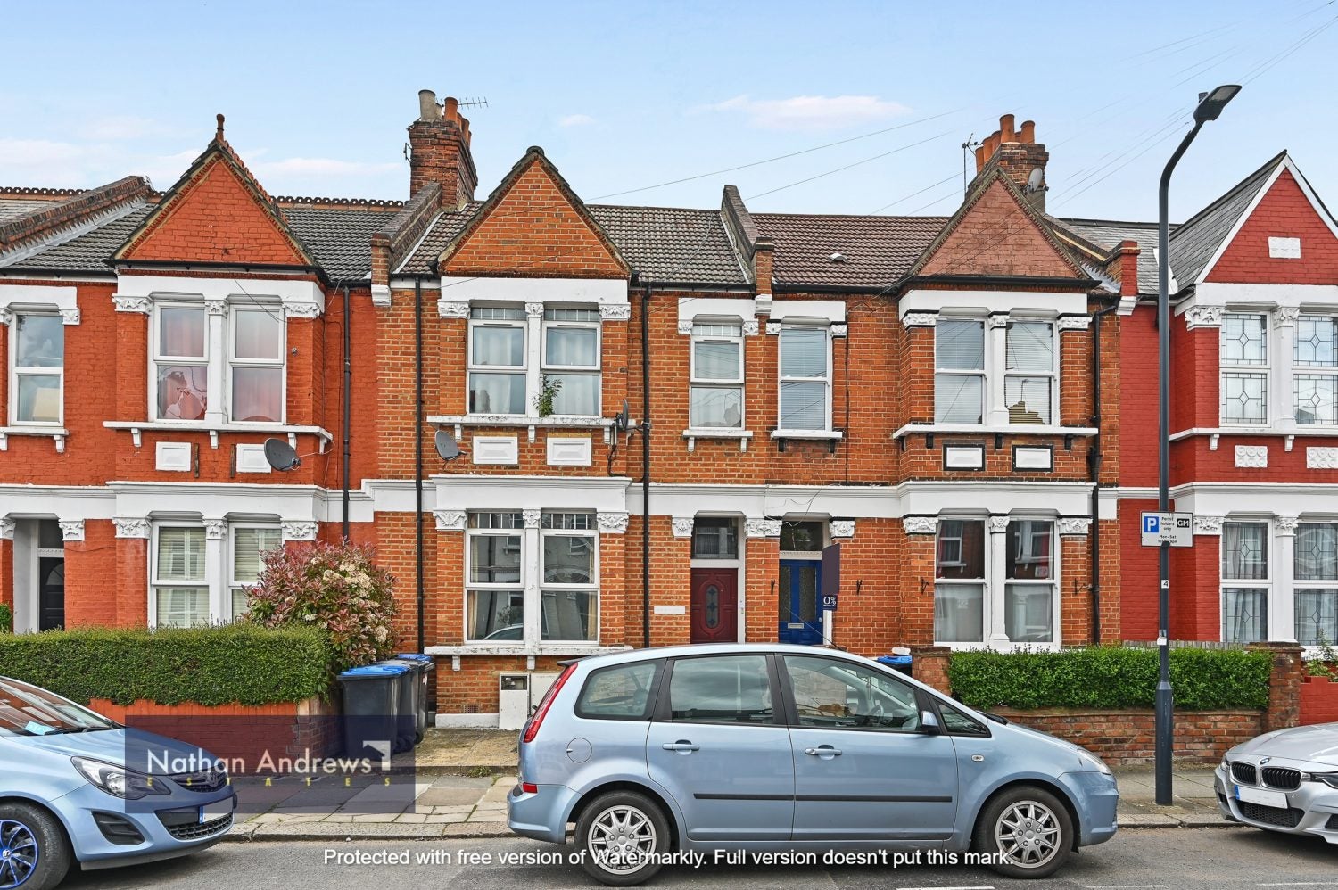 House Pine Road in Greater London