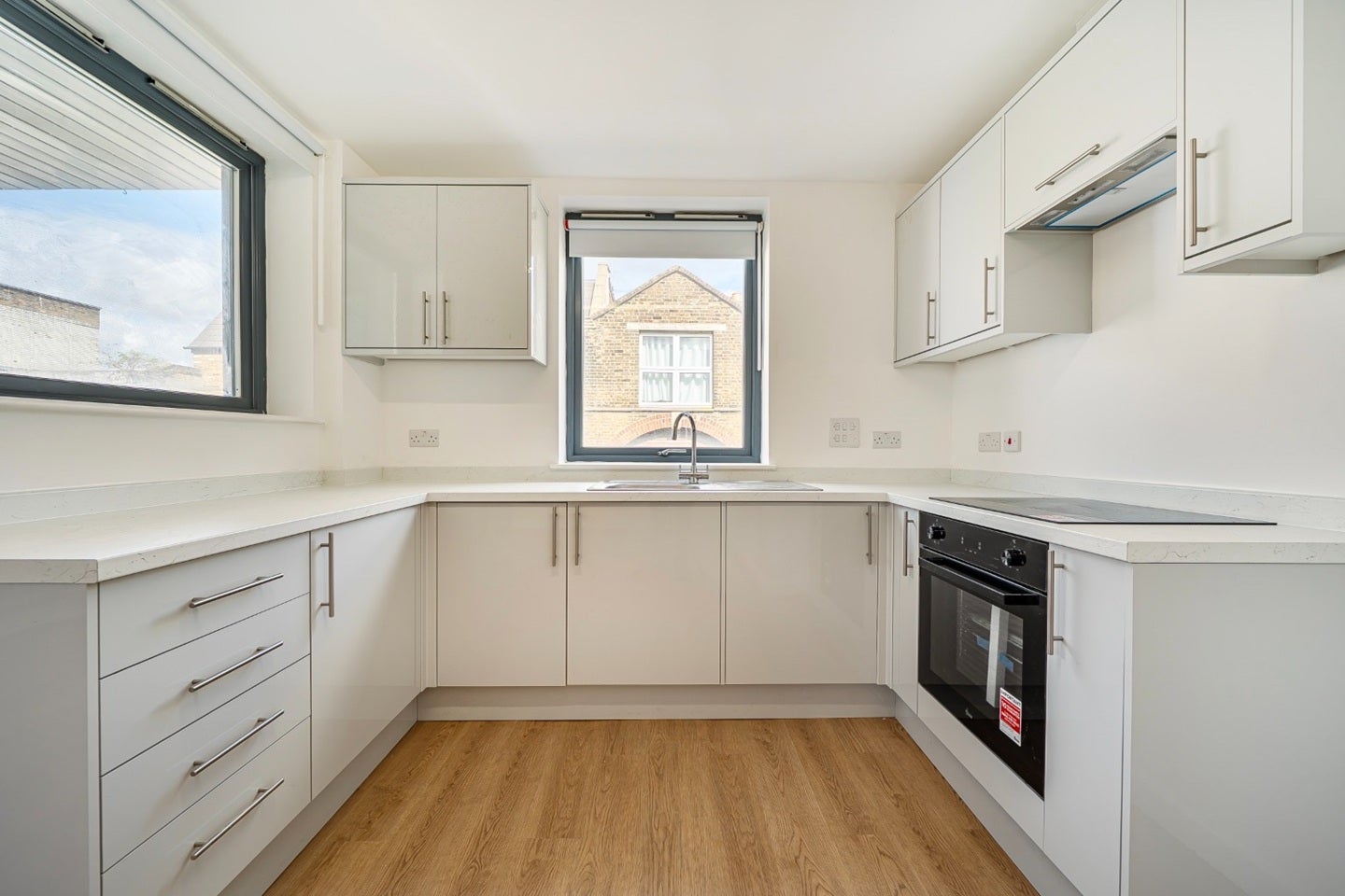 Flat Tanners Hill in Greater London