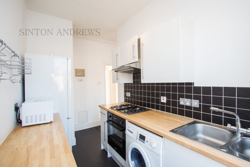 Flat The Grove in Greater London
