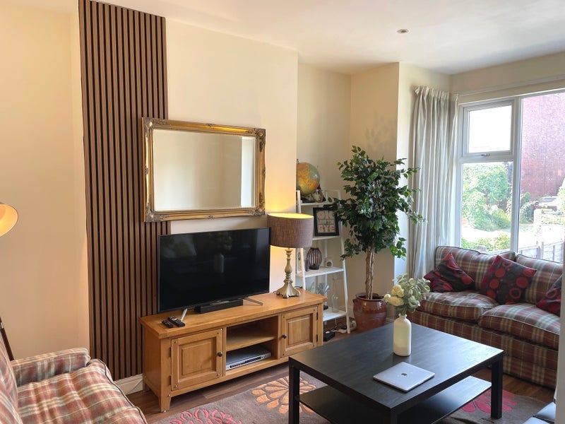 Room Back Stanmore Street in Leeds