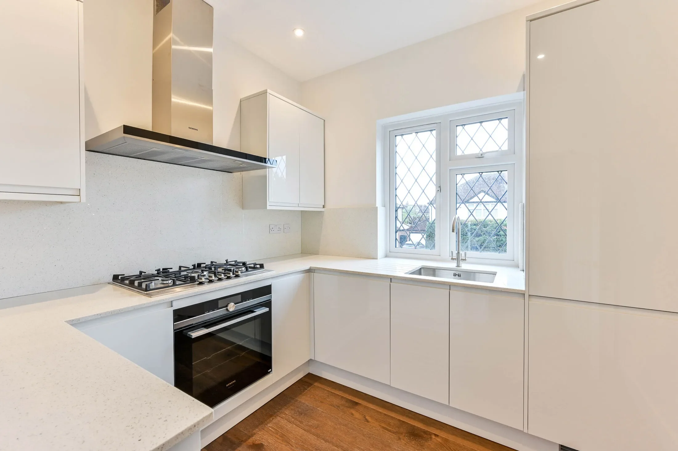 Flat Malden Road in Greater London