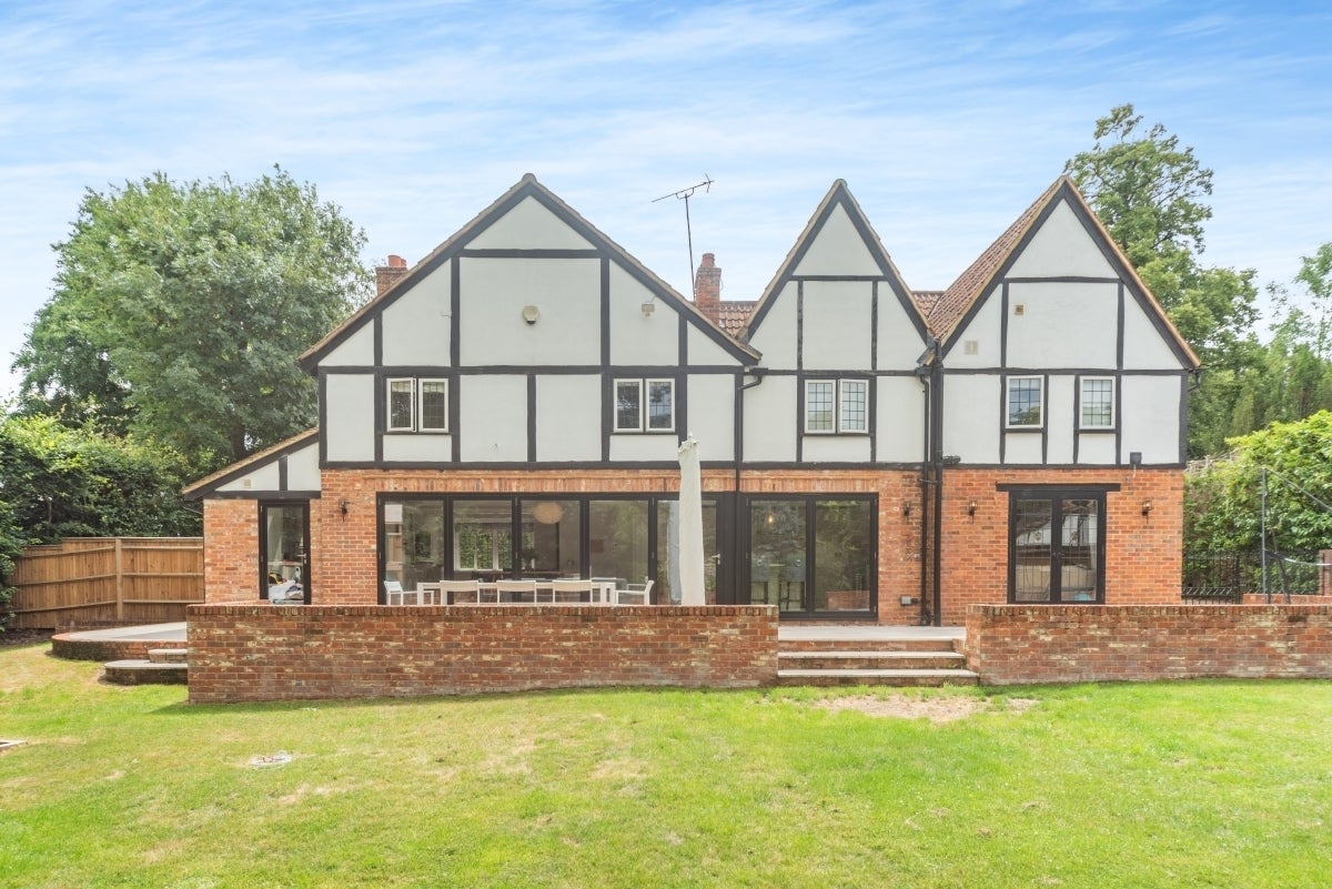 House Maidenhead Road in Bray