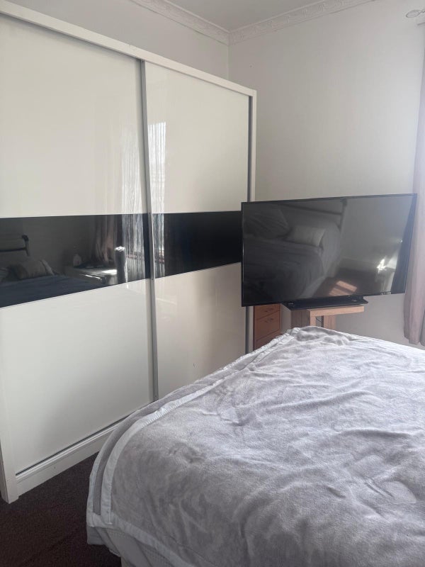 Room Howard's Road in Greater London