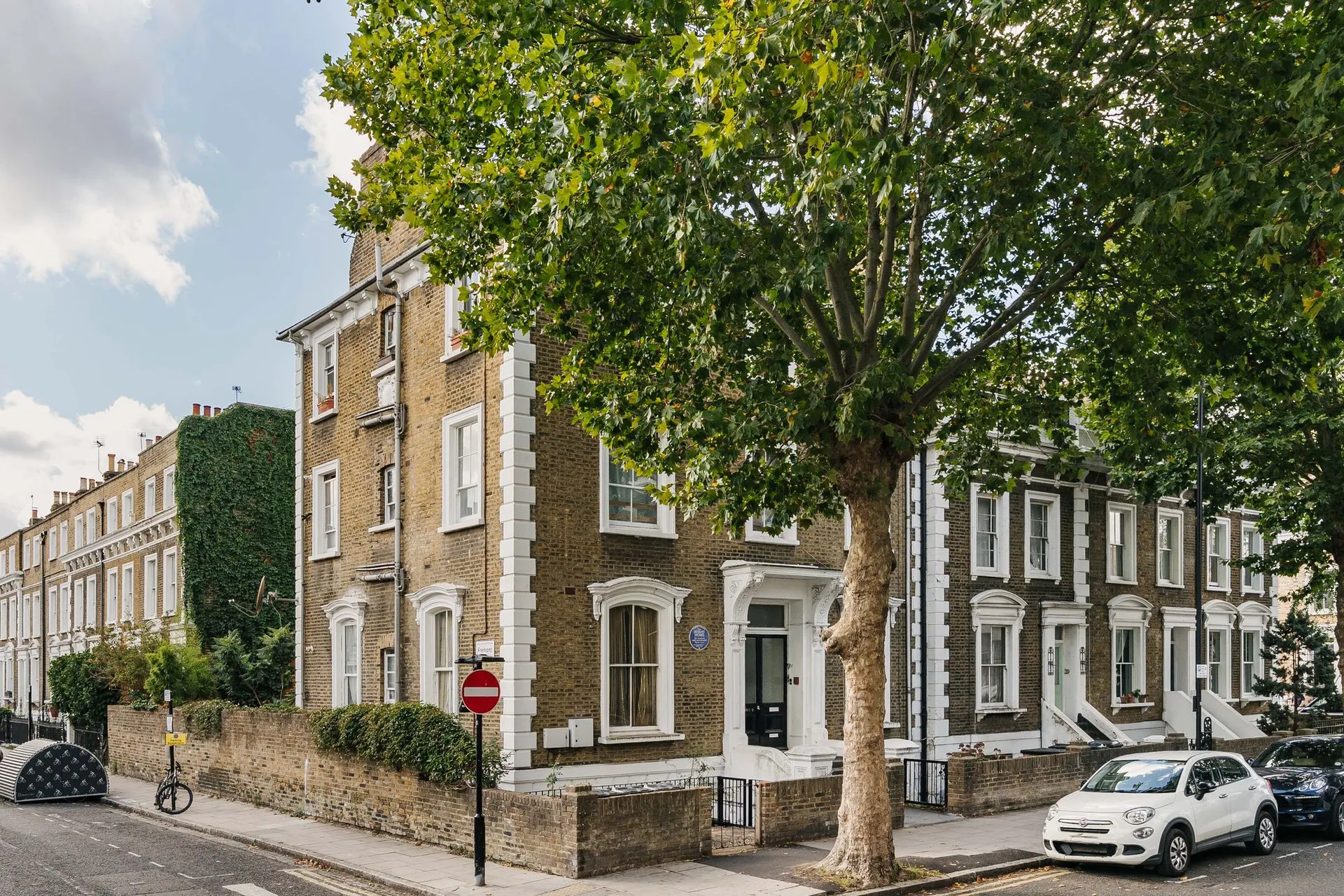 House King Edward's Road in Greater London