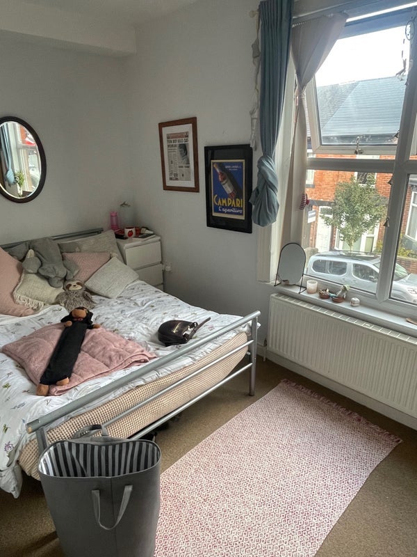 Room Hunter House Road in Sheffield