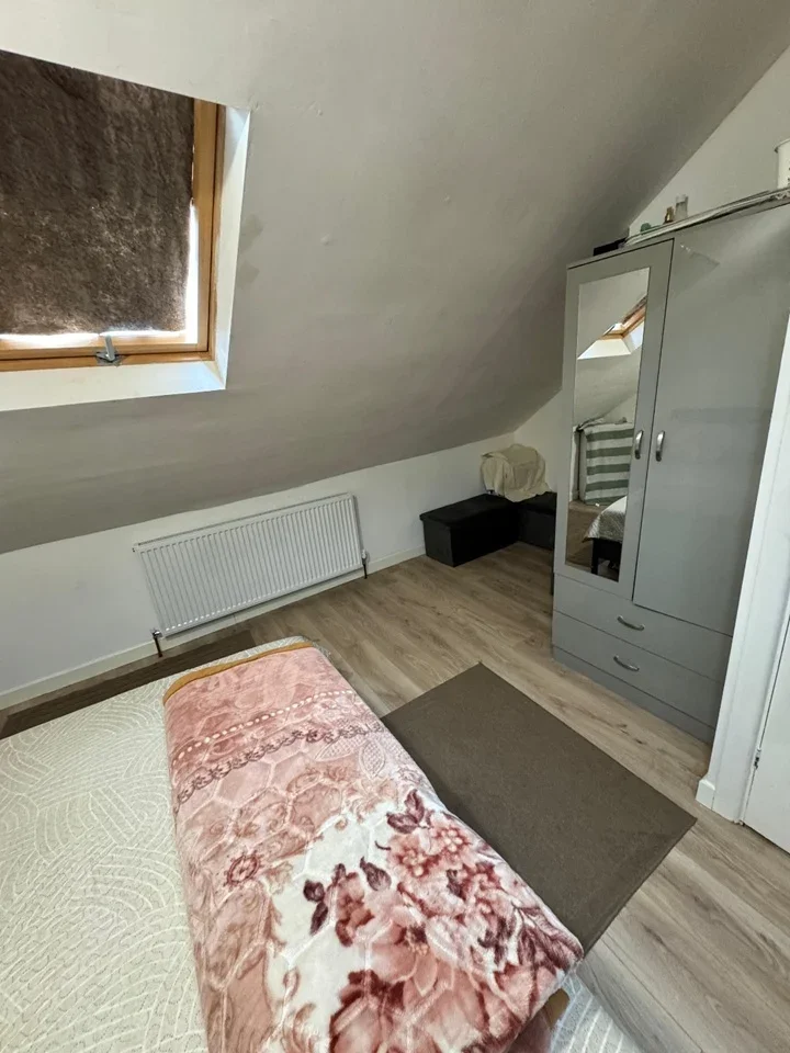 Flat Tylehurst Gardens in Greater London