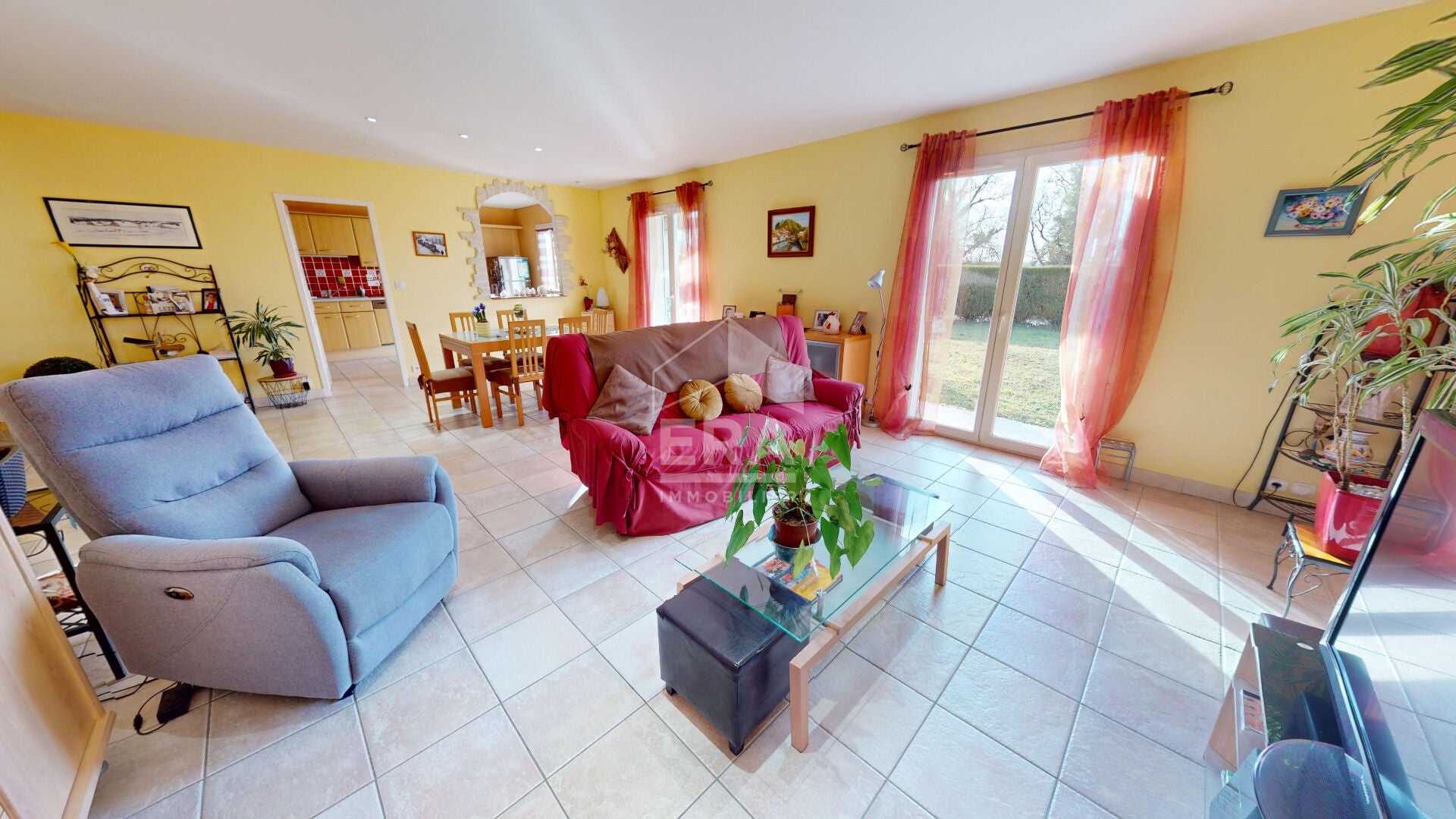 Maison Rue de la Poste à Château-Gaillard