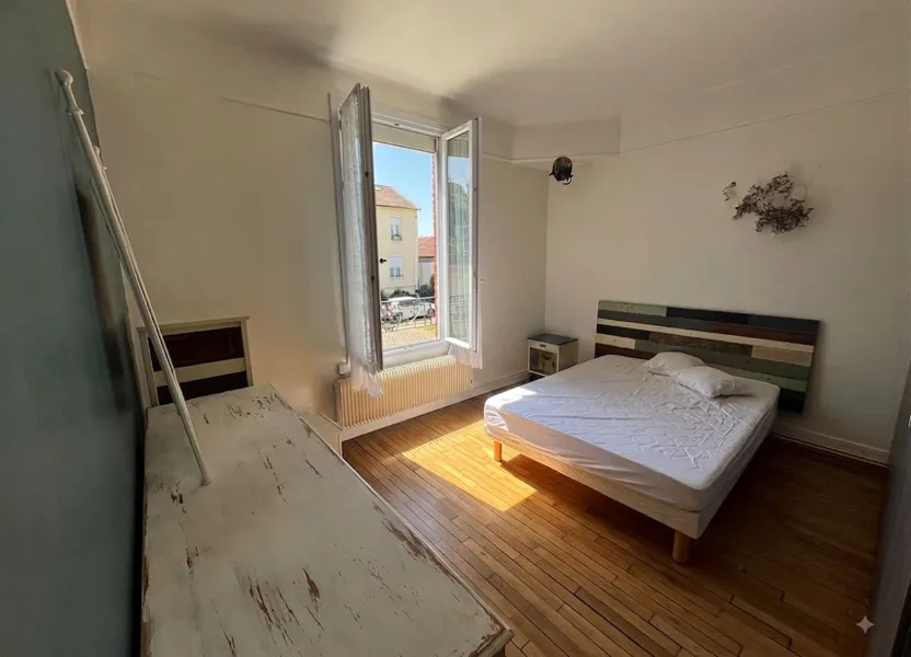 Flat Rue Geneviève in L'Haÿ-les-Roses