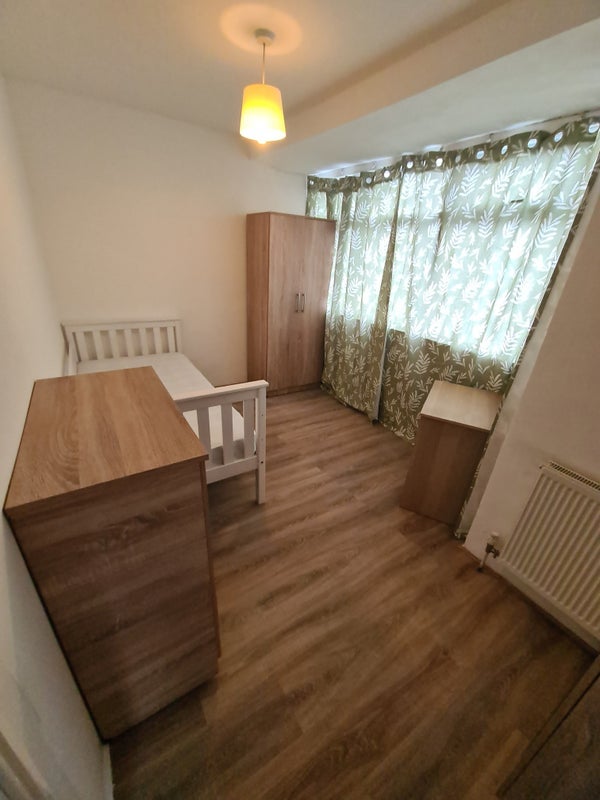 Room Saint Paul's Crescent in Sandwell