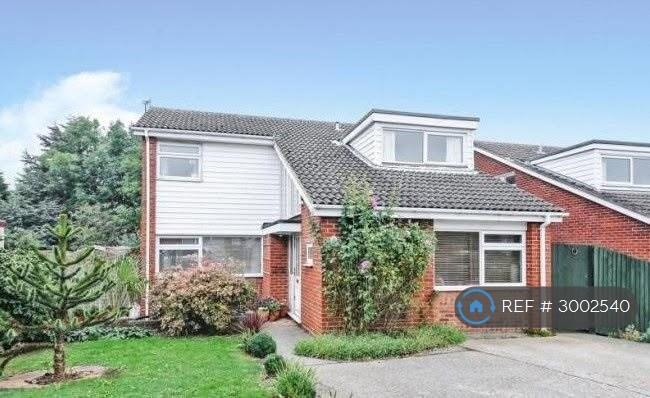 Room Orchard Close in Huntingdonshire