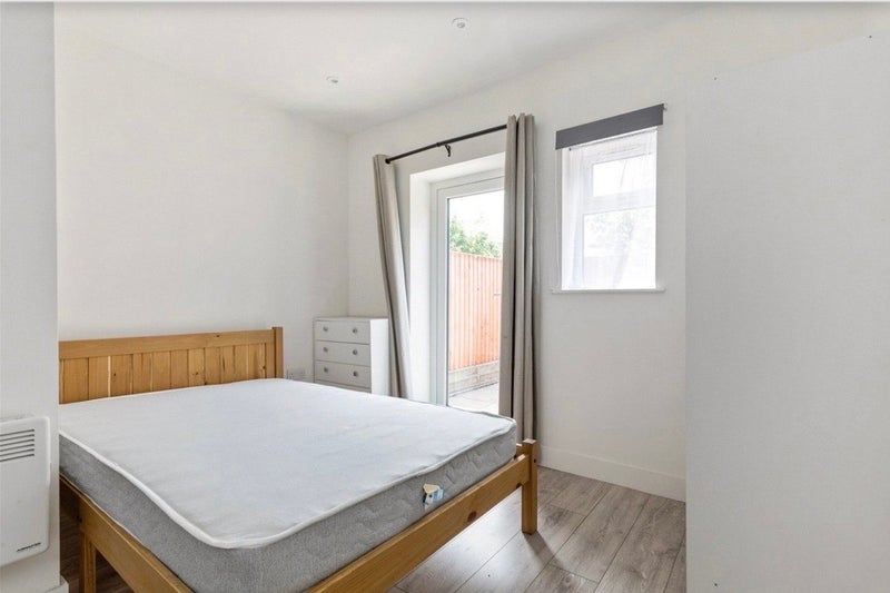 Room Tooting Bec Road in Greater London