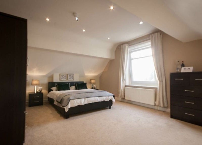 Room Albany Road in Newcastle-under-Lyme