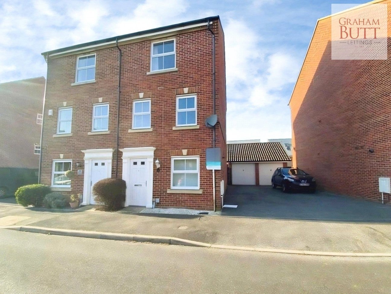 House Hollist Chase in Arun