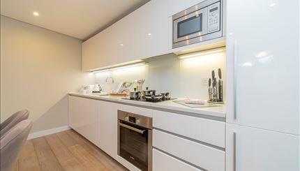 Flat Merchant Square in City of Westminster