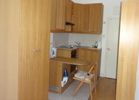 Flat Cartwright Gardens in Greater London
